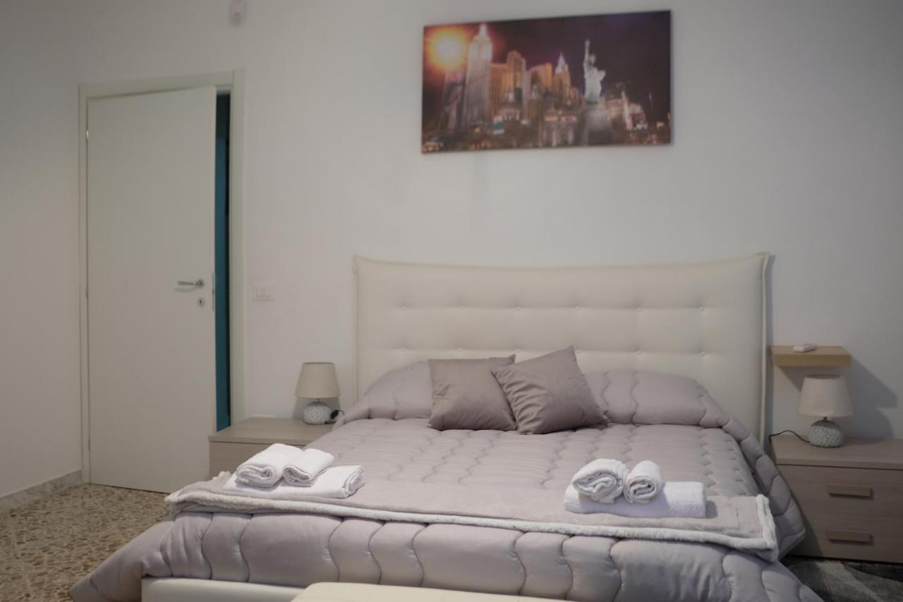 Le Stanze Di Sofia Bed and Breakfast Salerno Exteriör bild