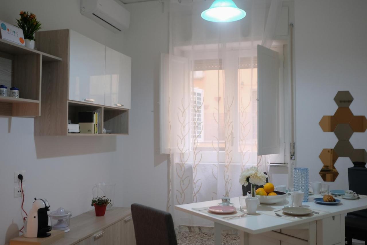 Le Stanze Di Sofia Bed and Breakfast Salerno Exteriör bild